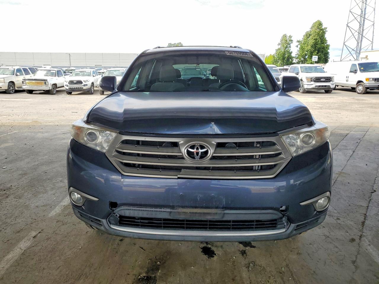 2013 TOYOTA HIGHLANDER PLUS photo 5