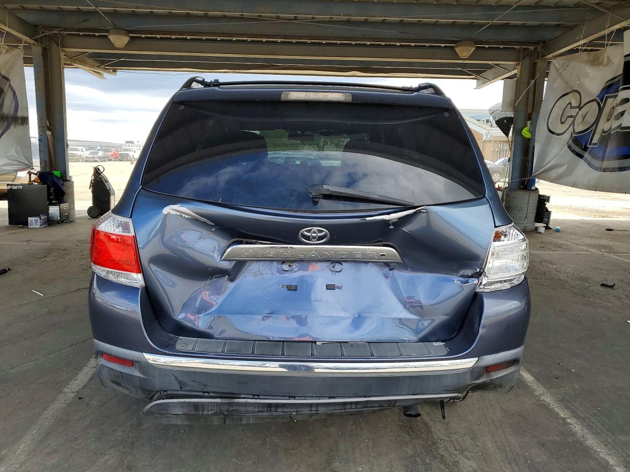 2013 TOYOTA HIGHLANDER PLUS photo 6