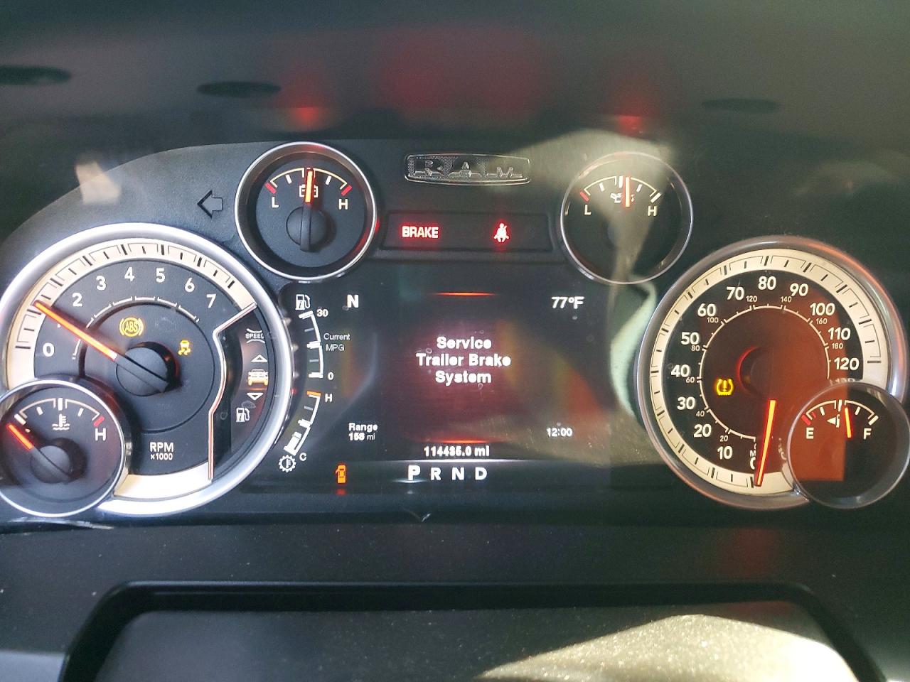 2014 RAM 1500 SPORT photo 17
