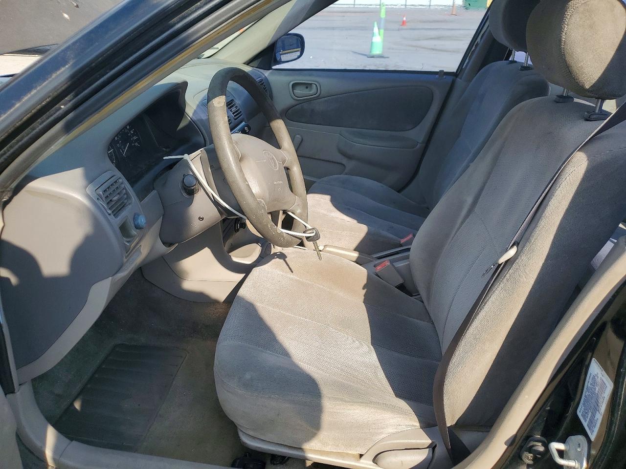 2001 TOYOTA COROLLA CE photo 19