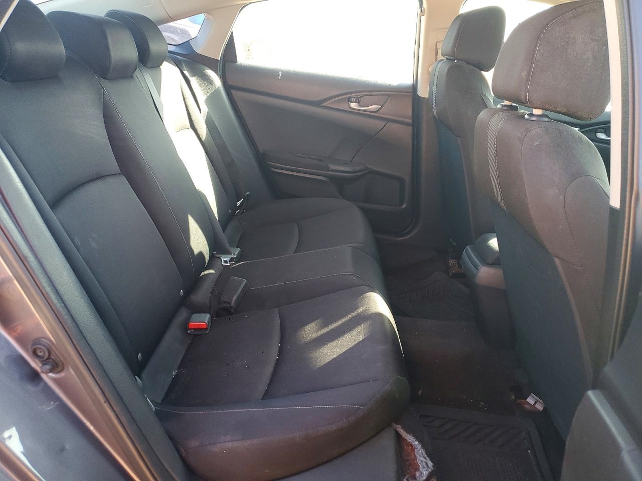 2016 HONDA CIVIC LX photo 19