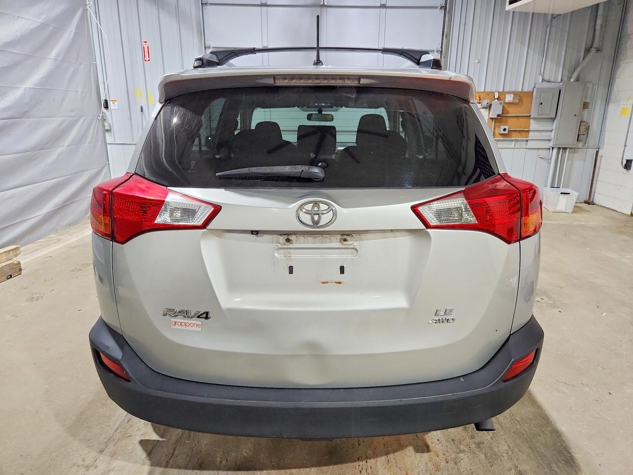 2014 TOYOTA RAV4 LE photo 11