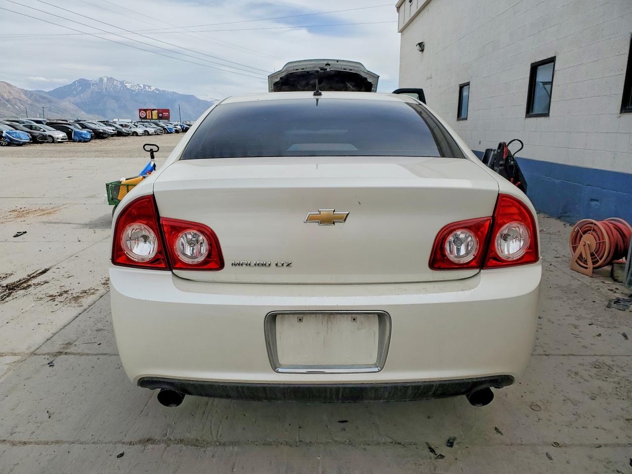 2011 CHEVROLET MALIBU LTZ photo 11