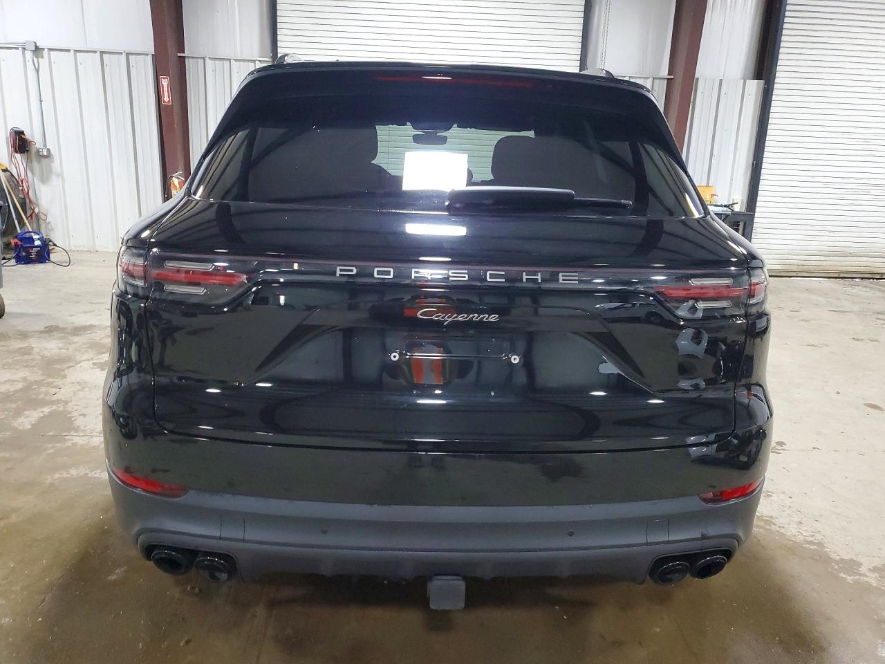 2022 PORSCHE CAYENNE photo 11
