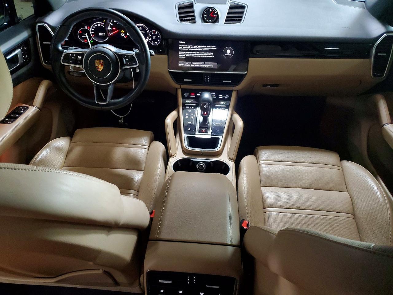 2022 PORSCHE CAYENNE photo 15
