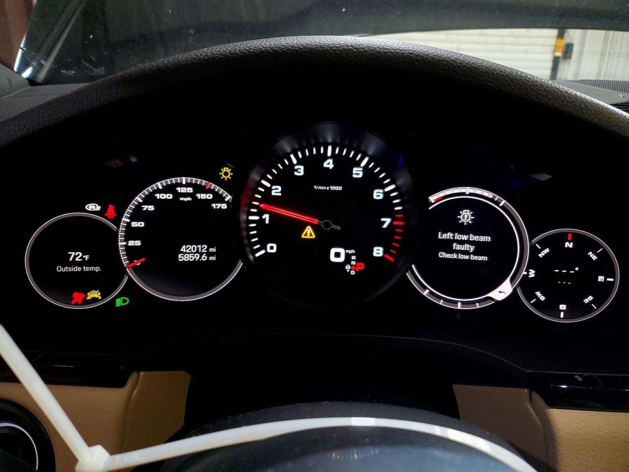 2022 PORSCHE CAYENNE photo 17