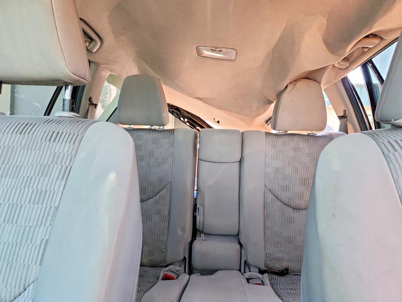 2012 TOYOTA RAV4 BASE photo 10