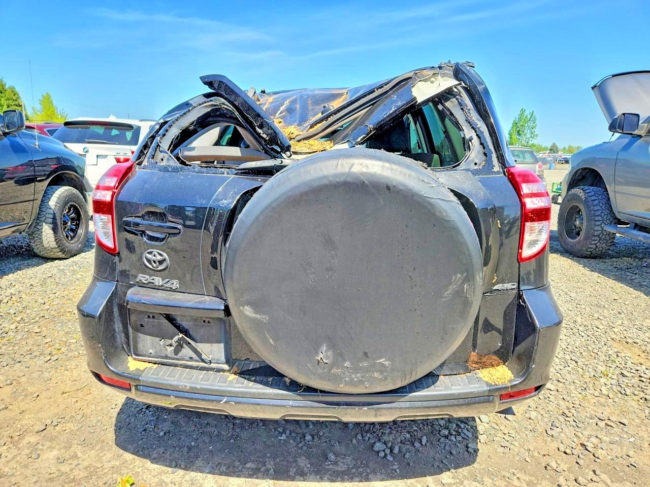 2012 TOYOTA RAV4 BASE photo 6