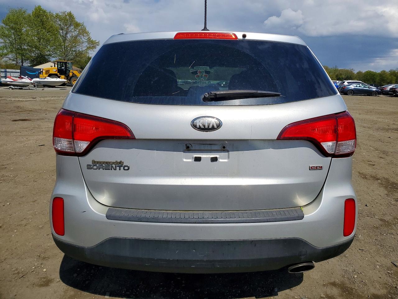 2014 KIA SORENTO photo 11