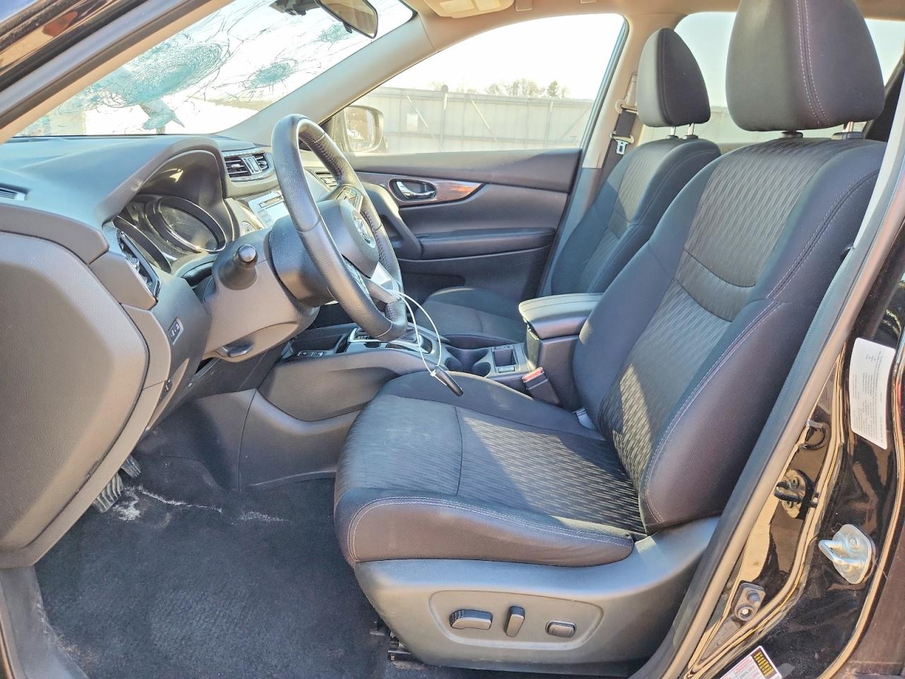 2019 NISSAN ROGUE S photo 13