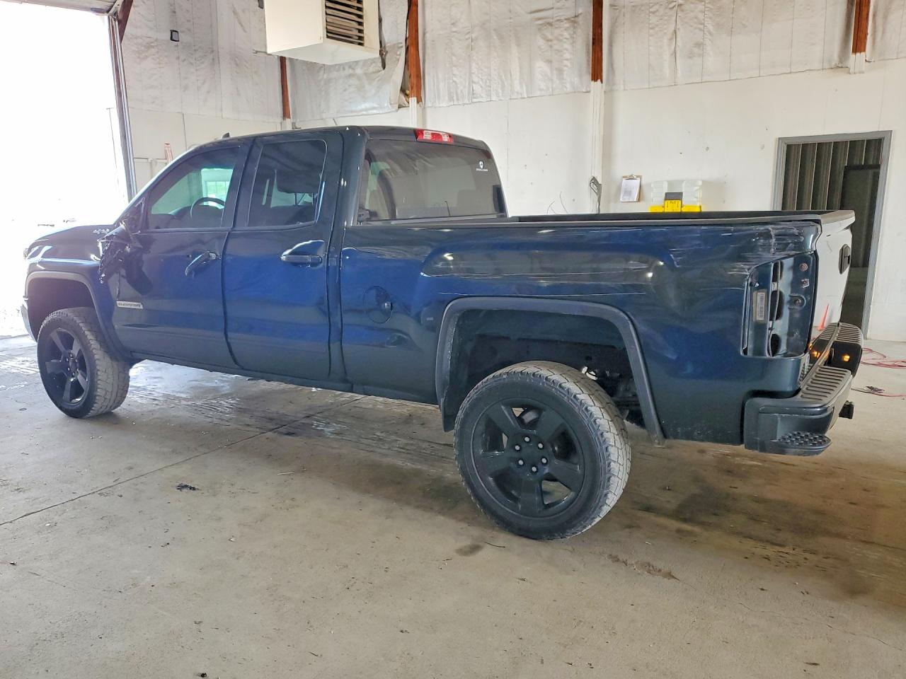 2017 GMC SIERRA K1500 photo 3