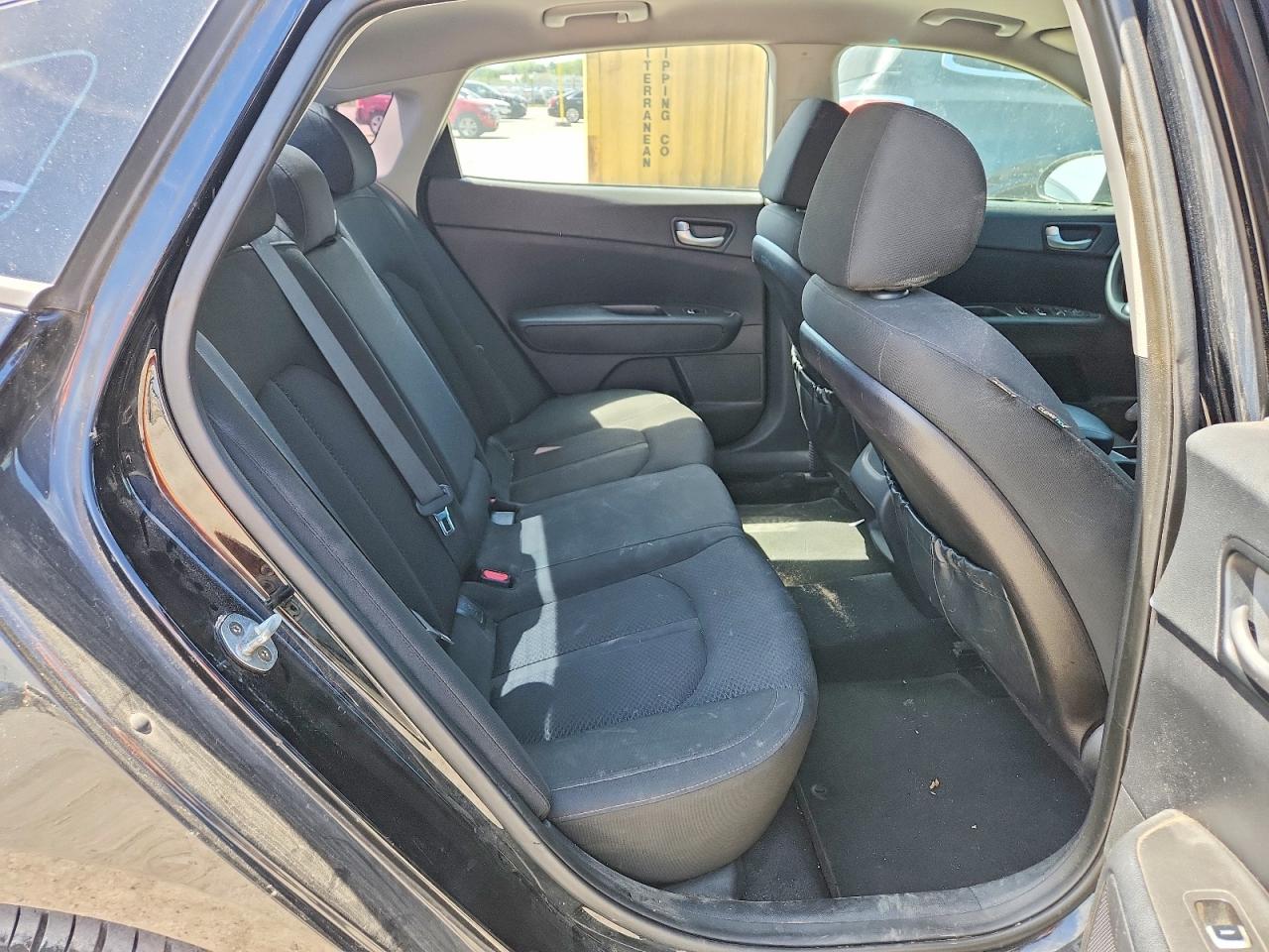 2016 KIA OPTIMA LX photo 19