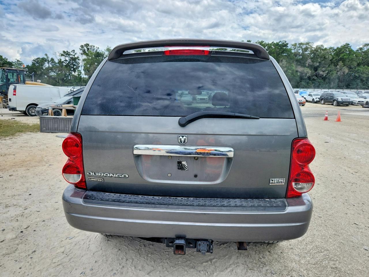 2005 DODGE DURANGO LIMITED photo 11