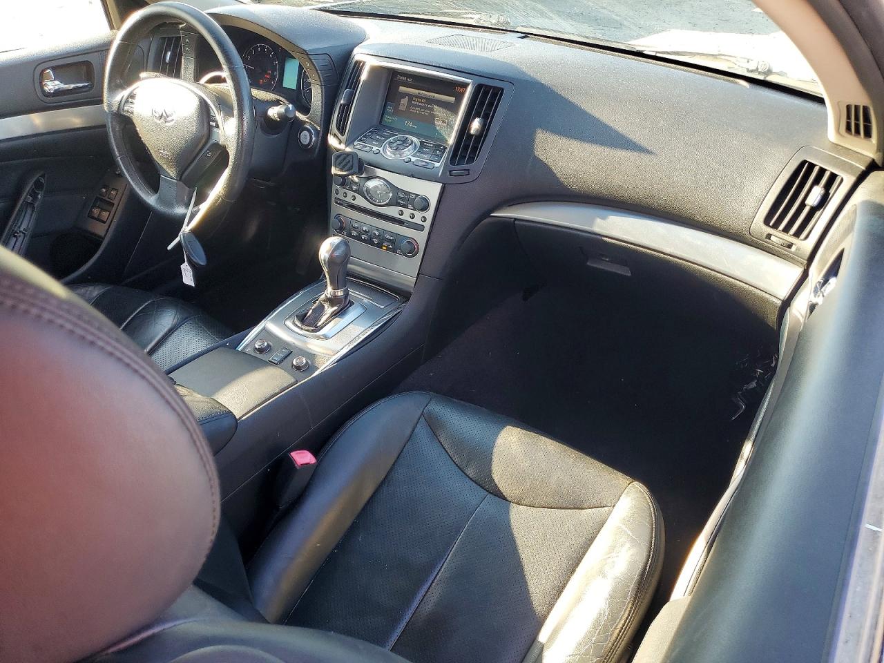 2011 INFINITI G37 COUPE X photo 15