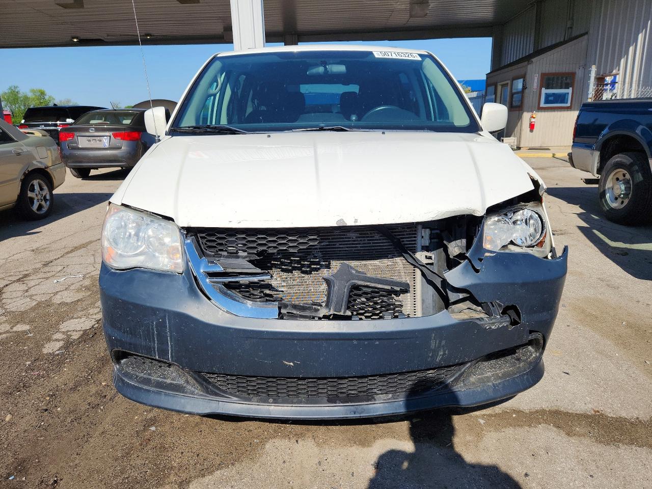 2013 DODGE GRAND CARAVAN SXT photo 9