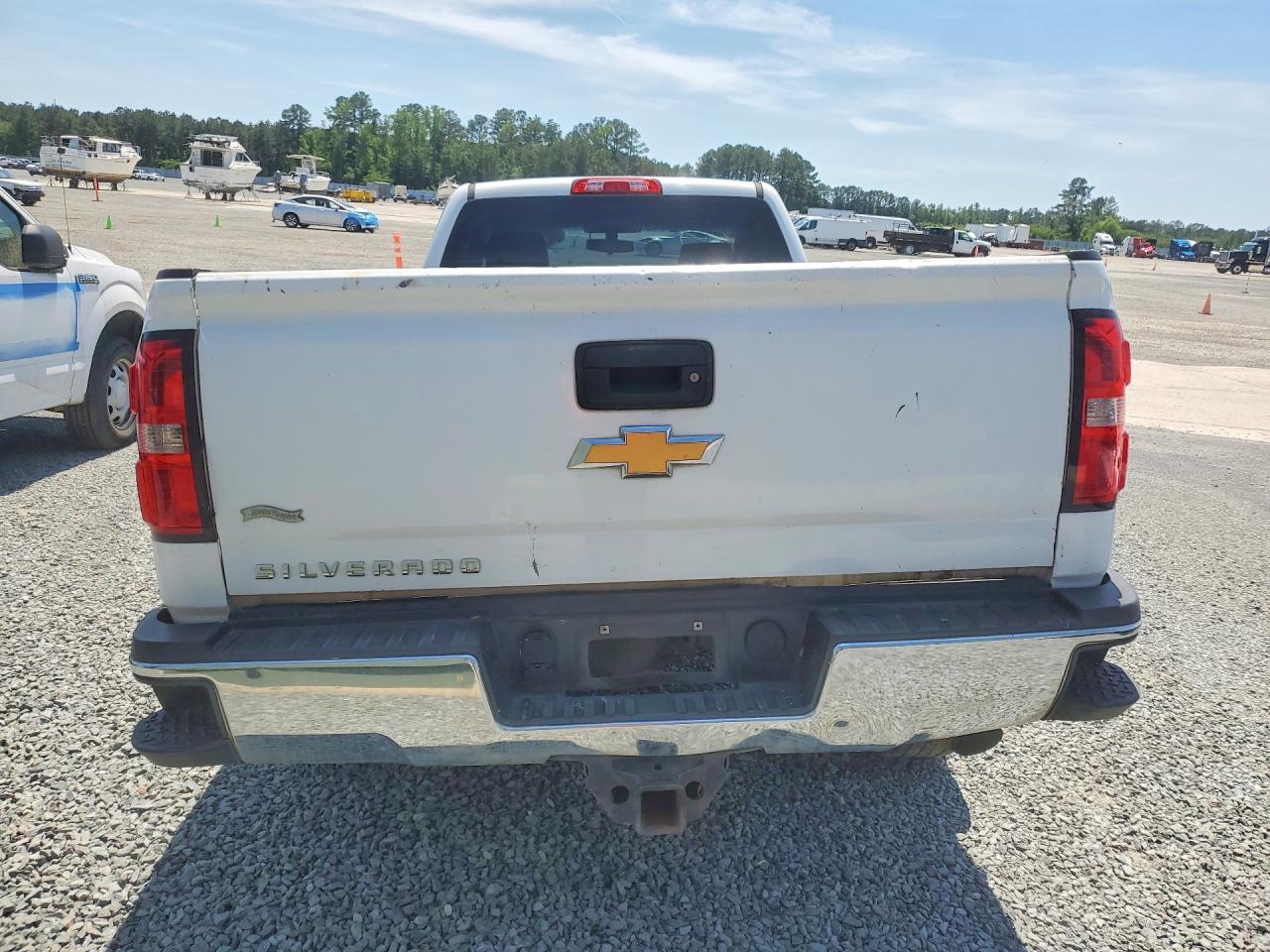 2017 CHEVROLET SILVERADO C2500 HEAVY DUTY photo 11