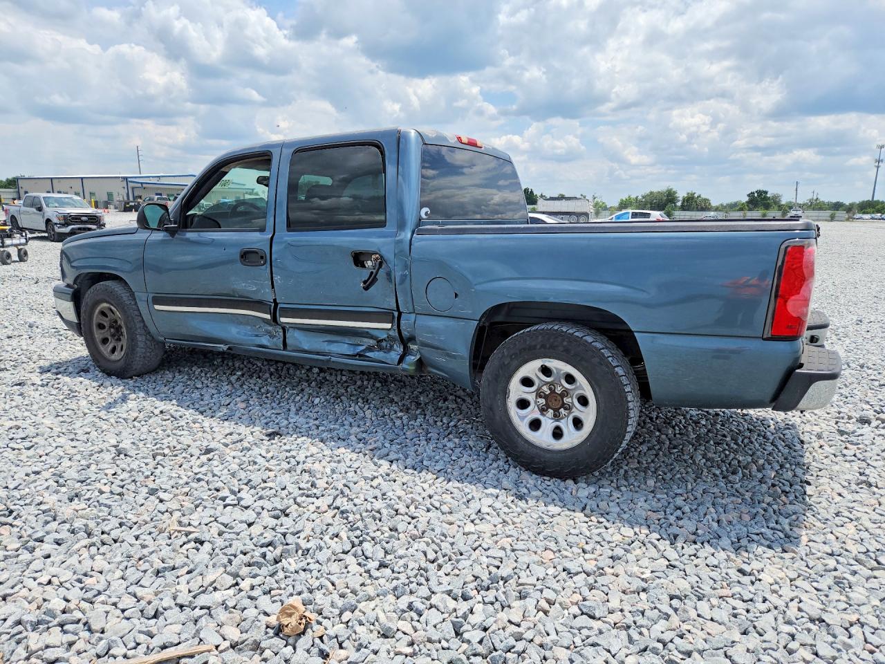 2006 CHEVROLET SILVERADO C1500 photo 4