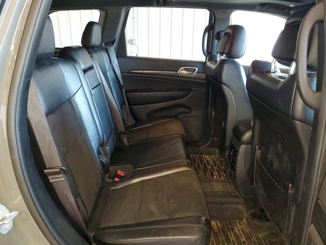 2019 JEEP GRAND CHEROKEE LAREDO photo 31