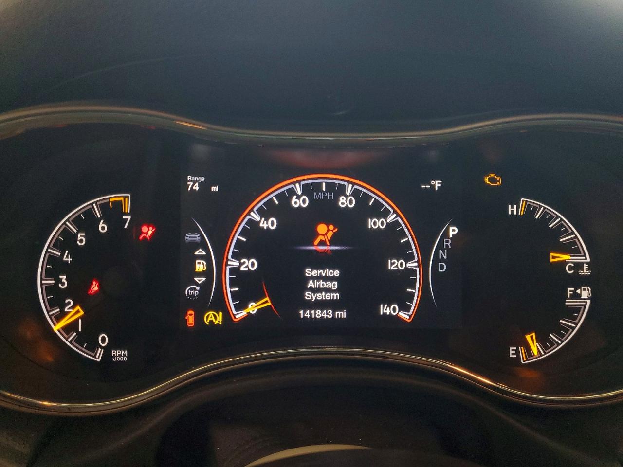 2019 JEEP GRAND CHEROKEE LAREDO photo 25
