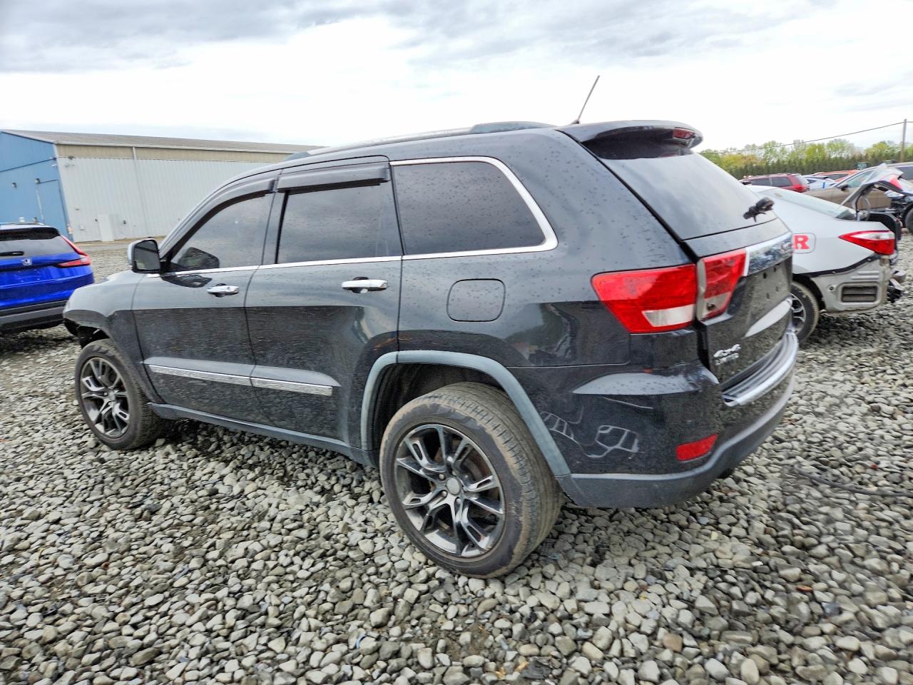 2012 JEEP GRAND CHEROKEE LIMITED photo 3