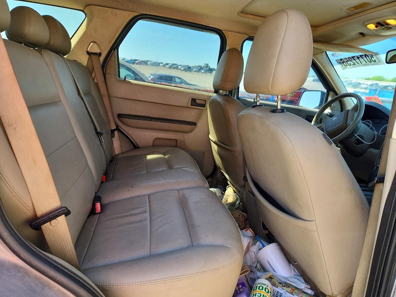 2008 FORD ESCAPE photo 21
