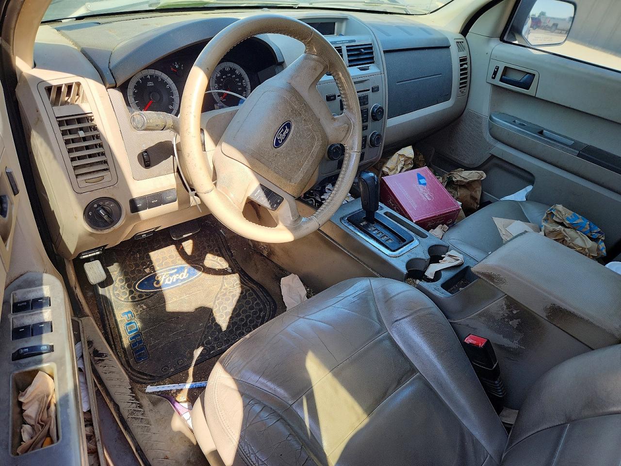 2008 FORD ESCAPE photo 15