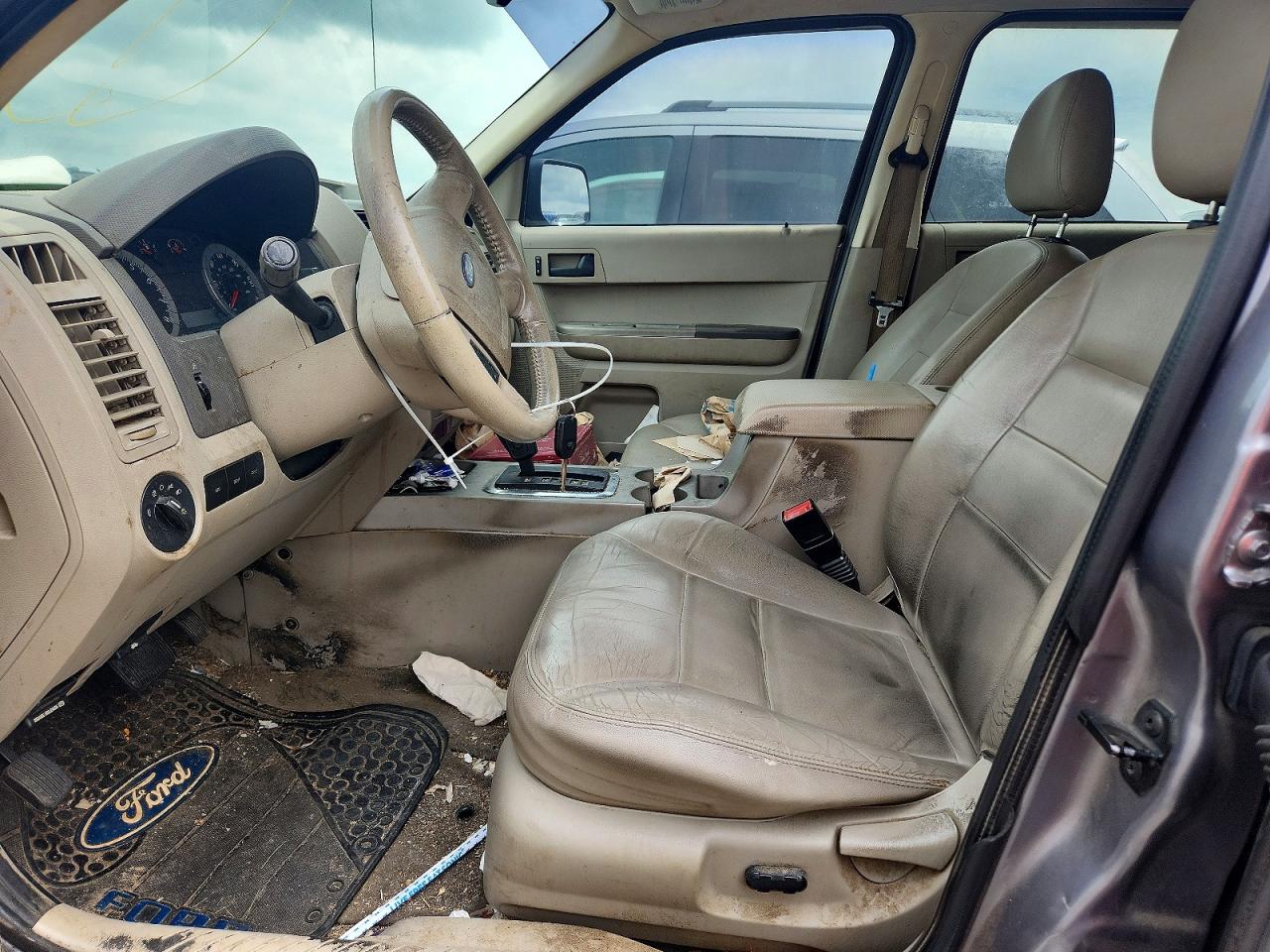 2008 FORD ESCAPE photo 13