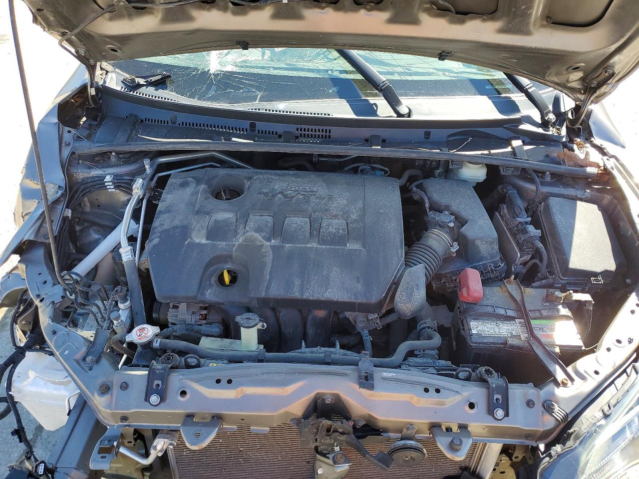 2018 TOYOTA COROLLA LE photo 21