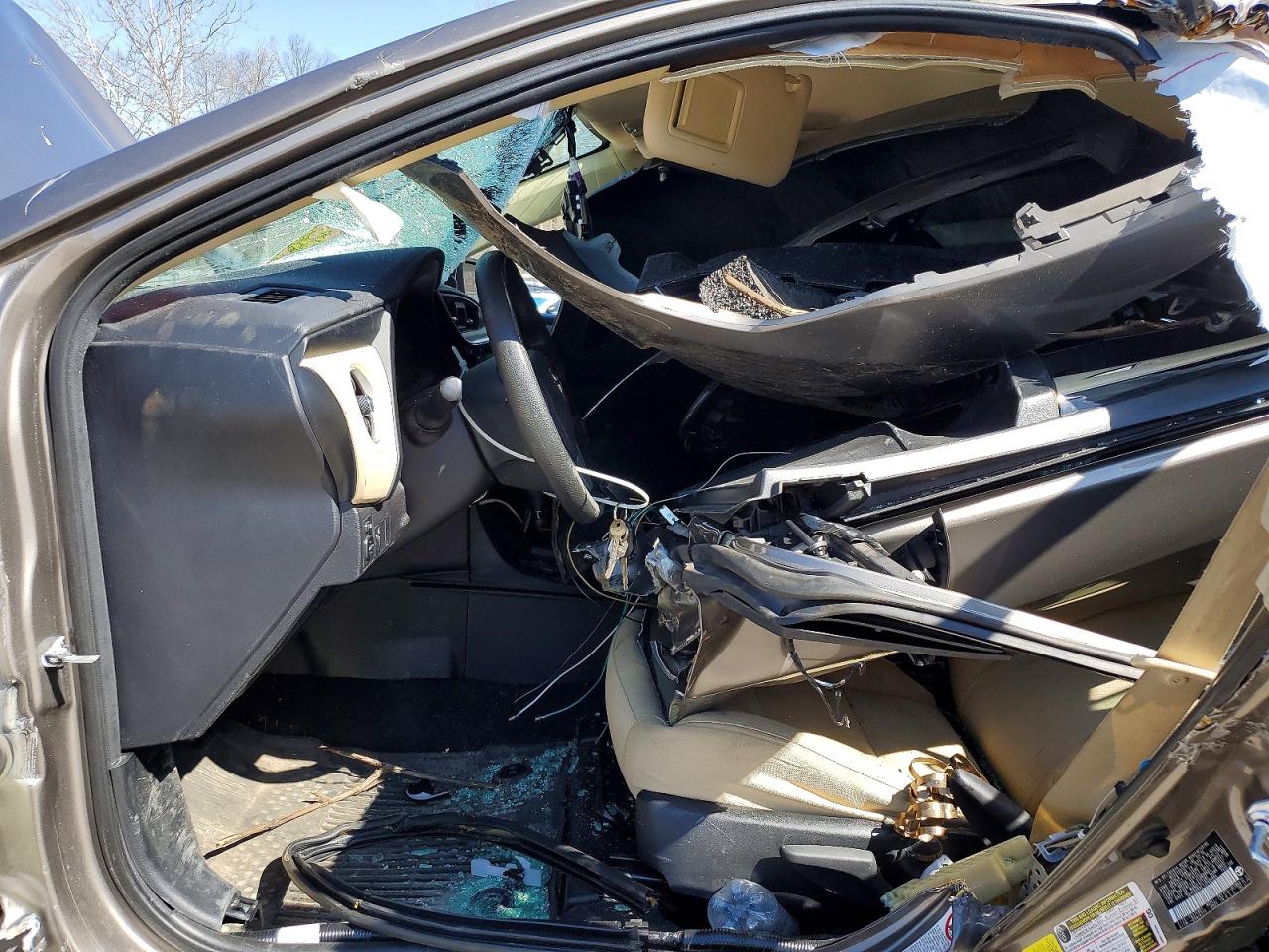 2018 TOYOTA COROLLA LE photo 13