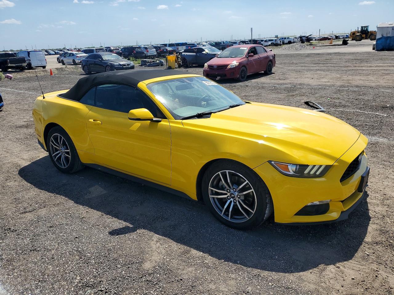 2017 FORD MUSTANG photo 10