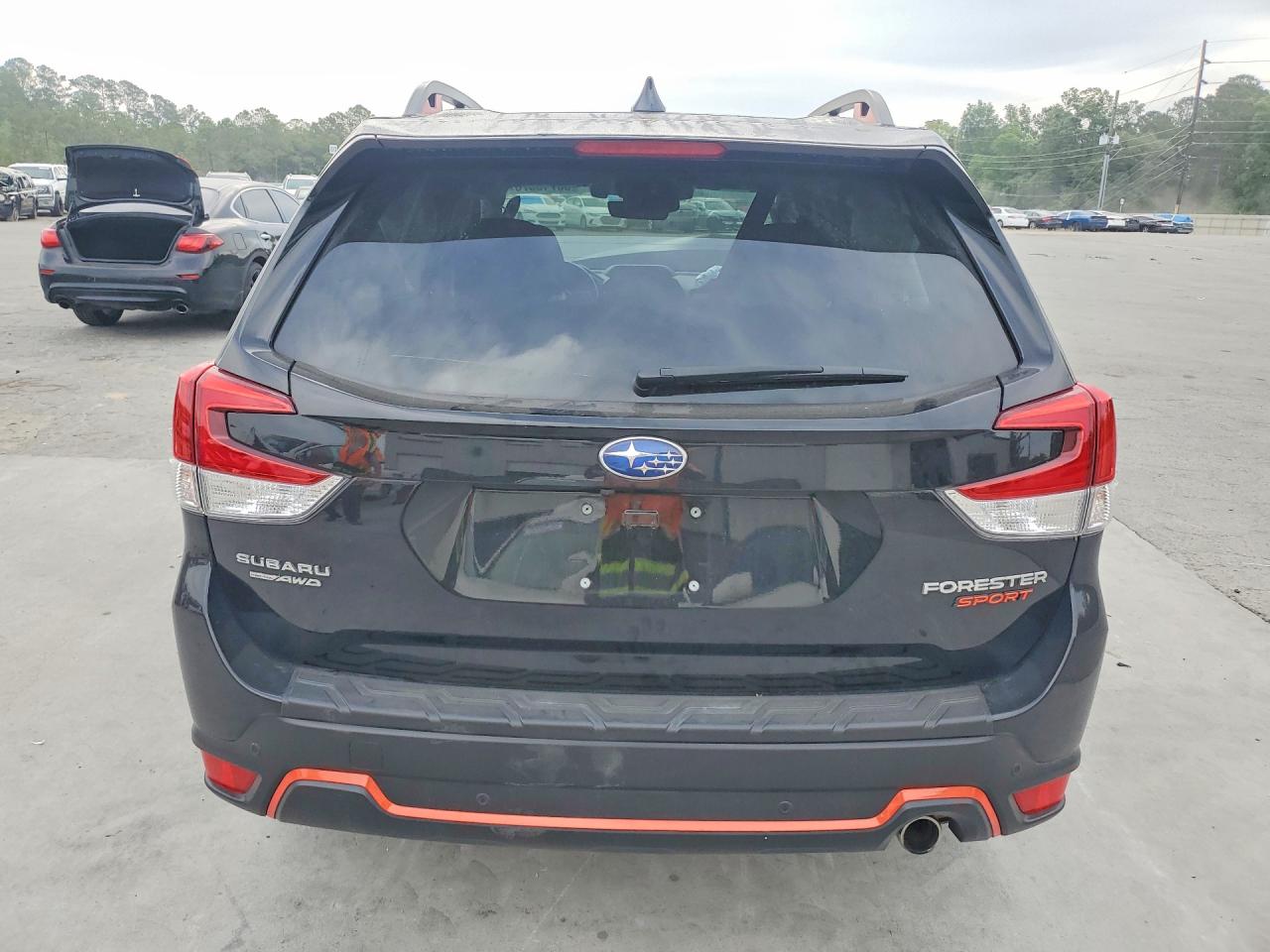 2021 SUBARU FORESTER SPORT photo 16