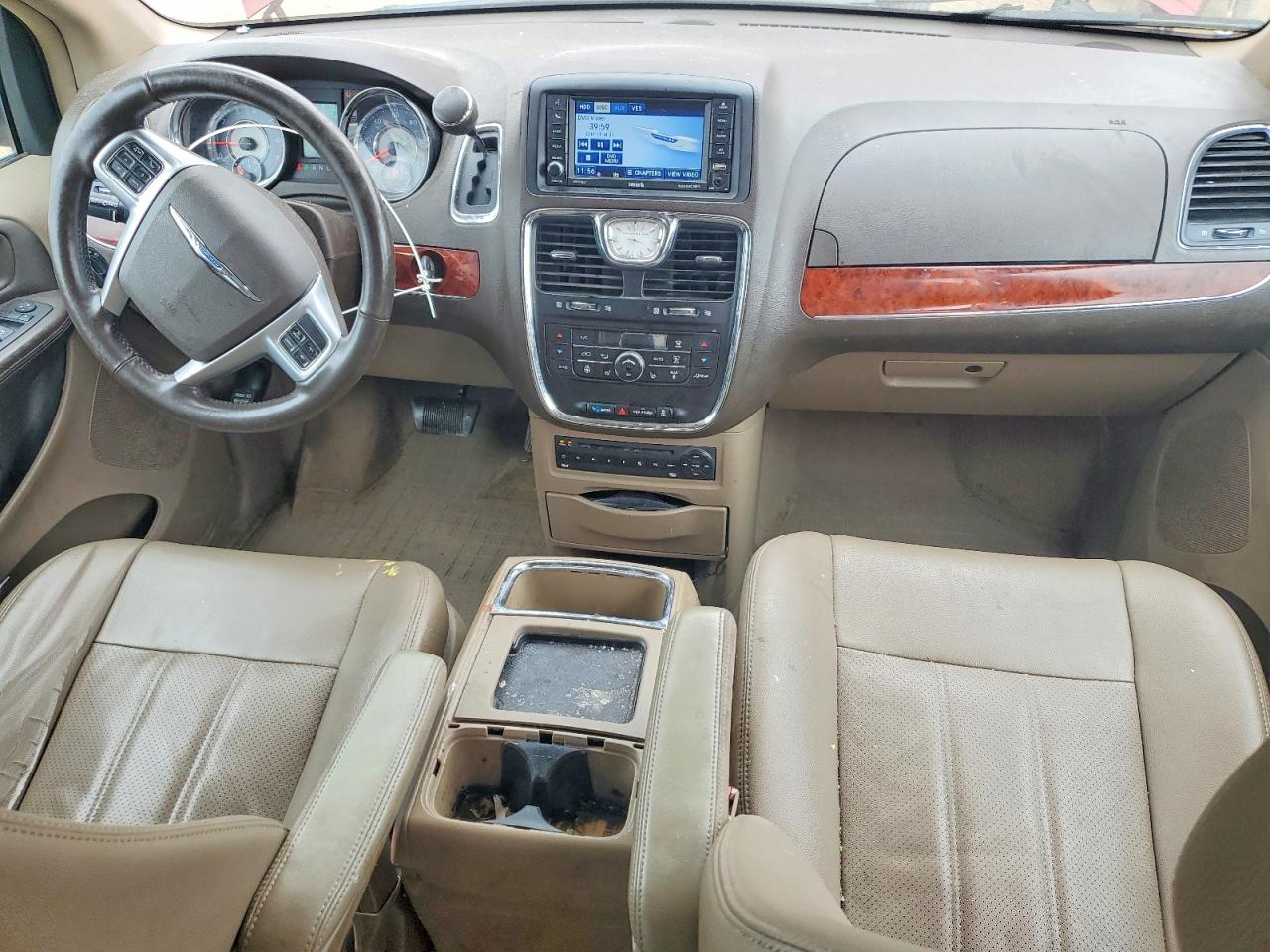 2012 CHRYSLER TOWN & COUNTRY TOURING L photo 15