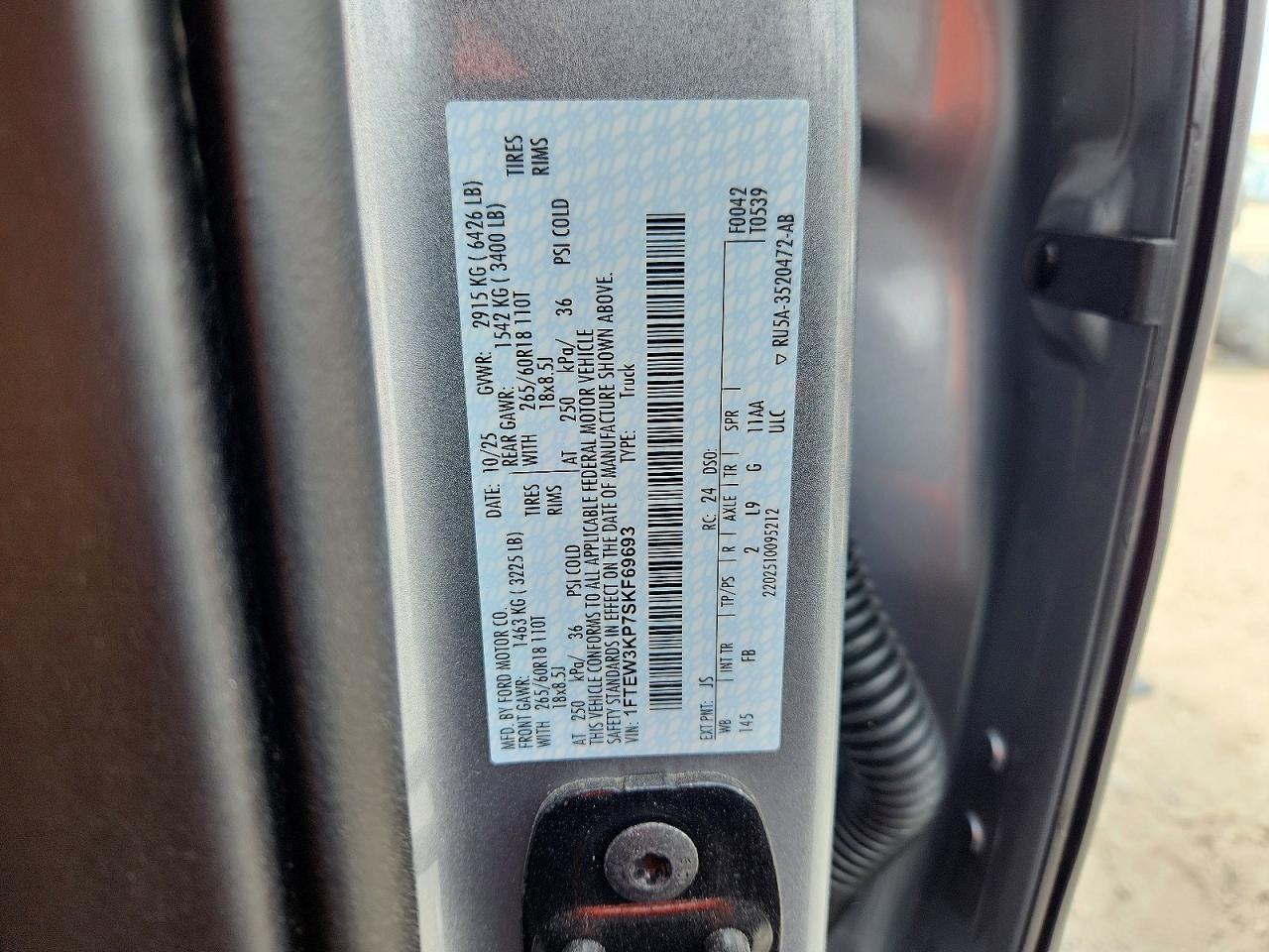 2025 FORD F150 XLT photo 25