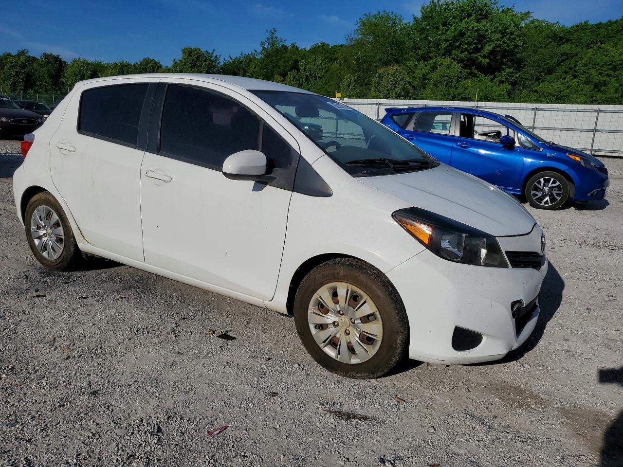 2012 TOYOTA YARIS 5-DOOR LE photo 10