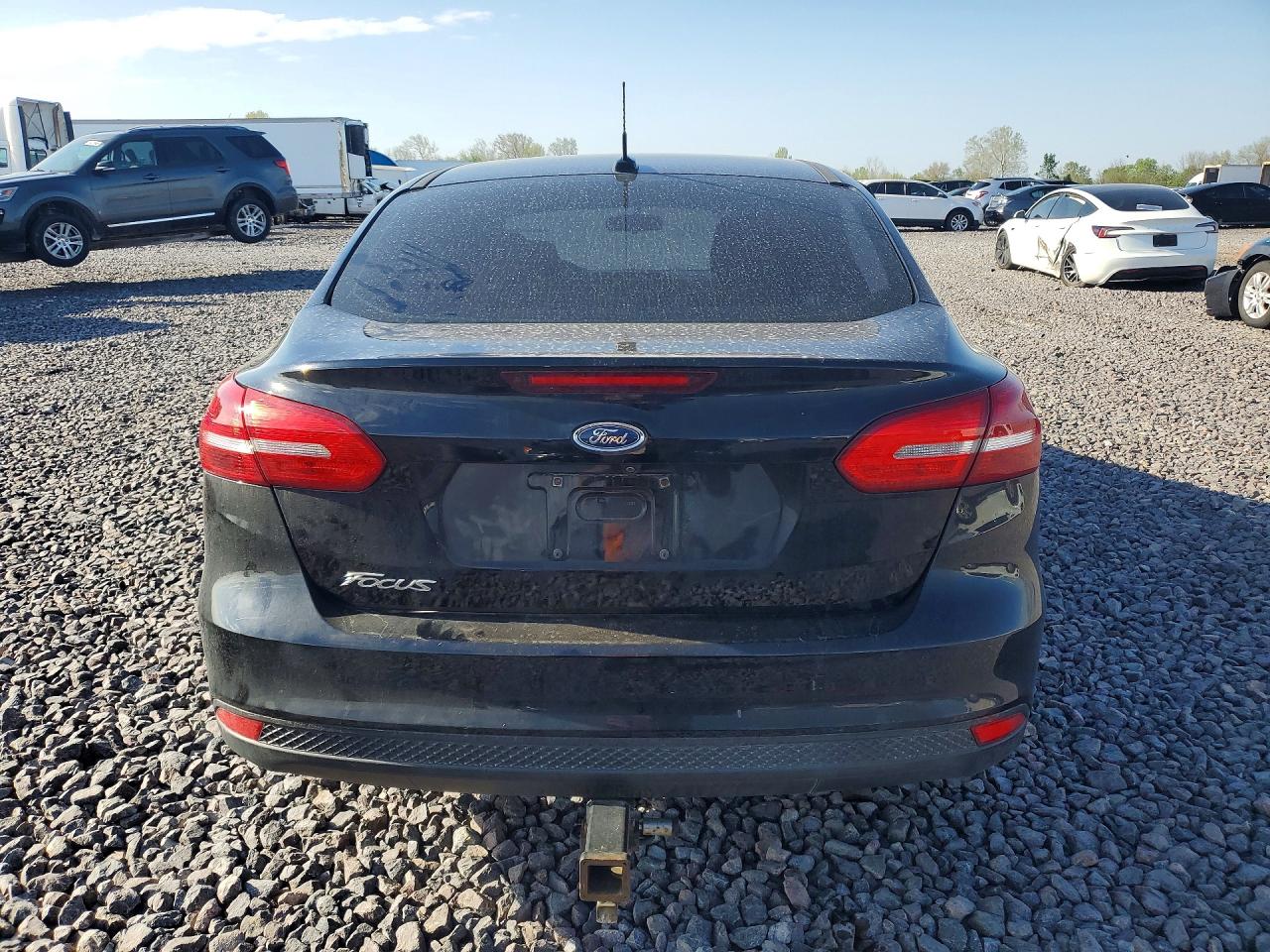 2018 FORD FOCUS S photo 16