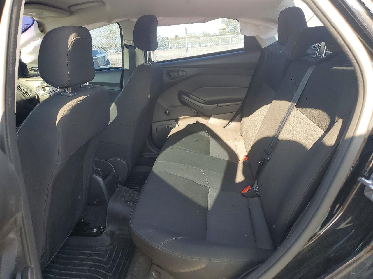 2018 FORD FOCUS S photo 28