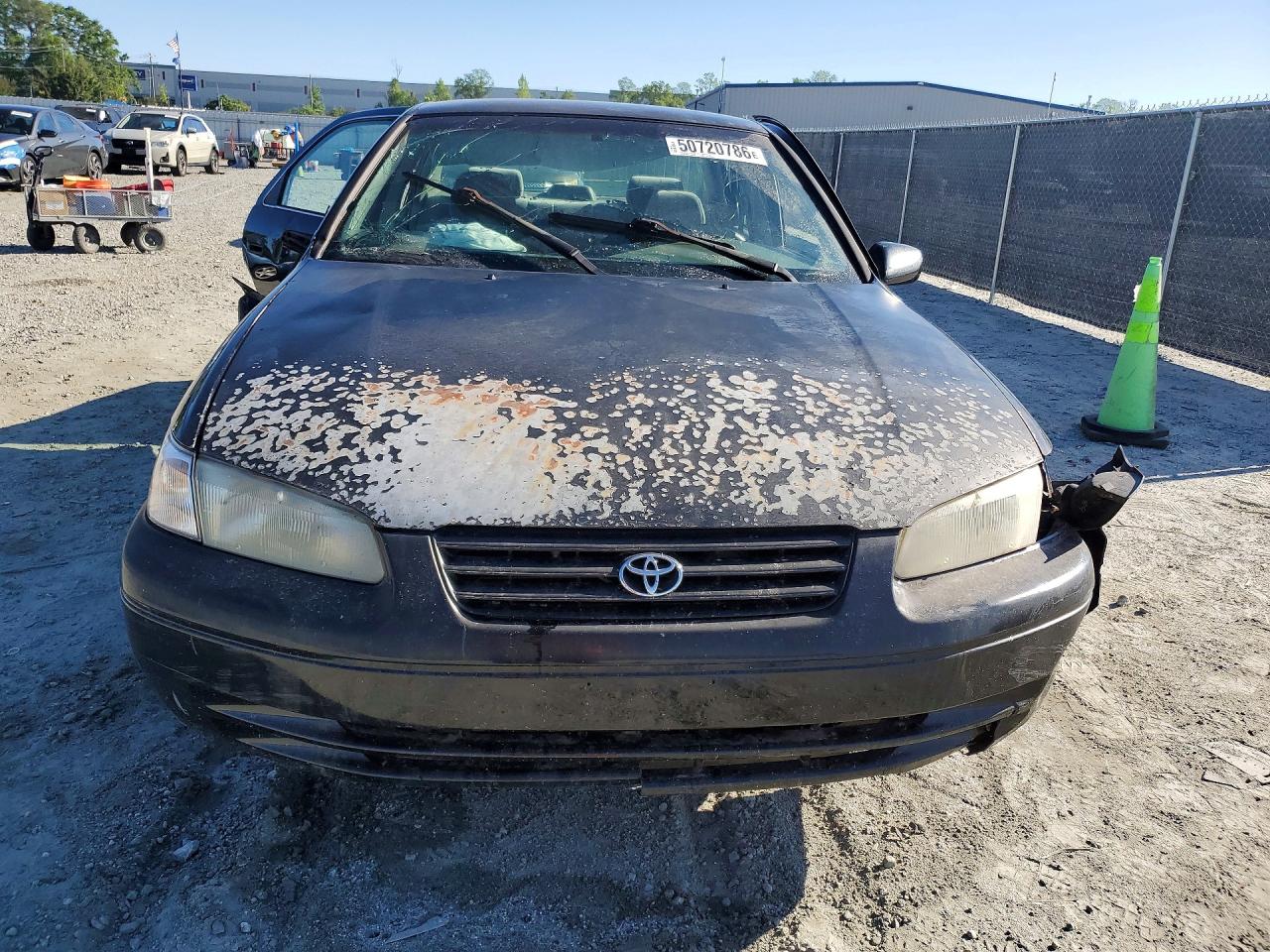 1997 TOYOTA CAMRY LE photo 13