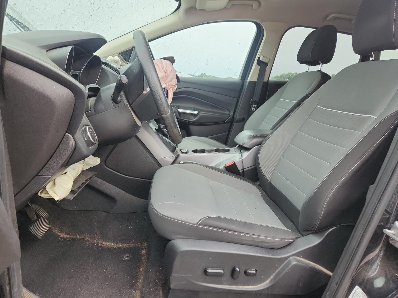 2015 FORD ESCAPE SE photo 19