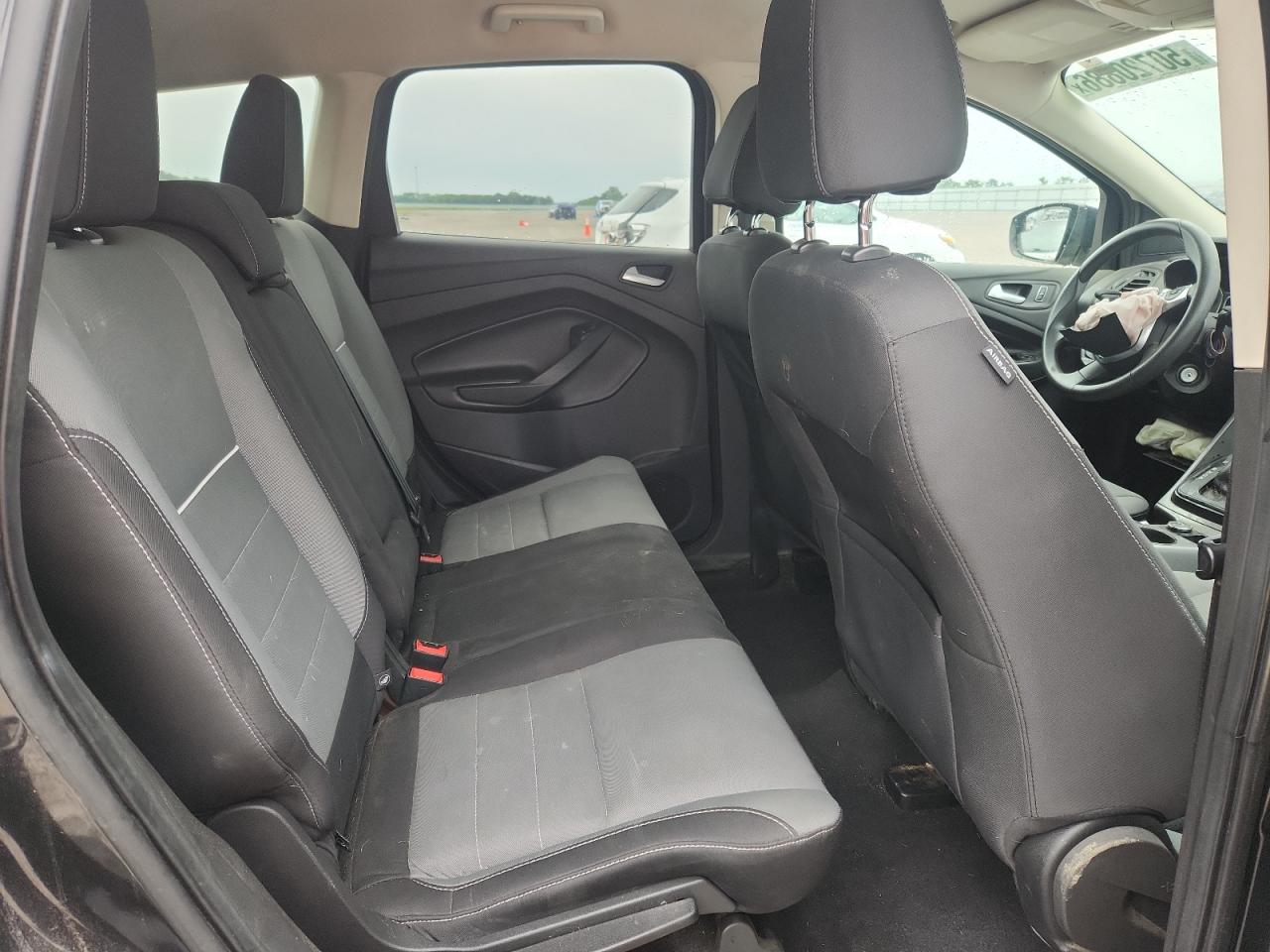 2015 FORD ESCAPE SE photo 31