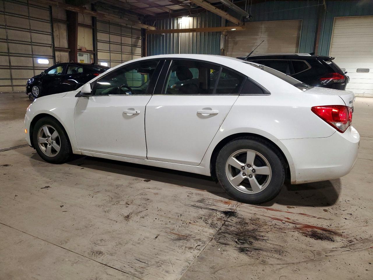 2014 CHEVROLET CRUZE LT photo 3
