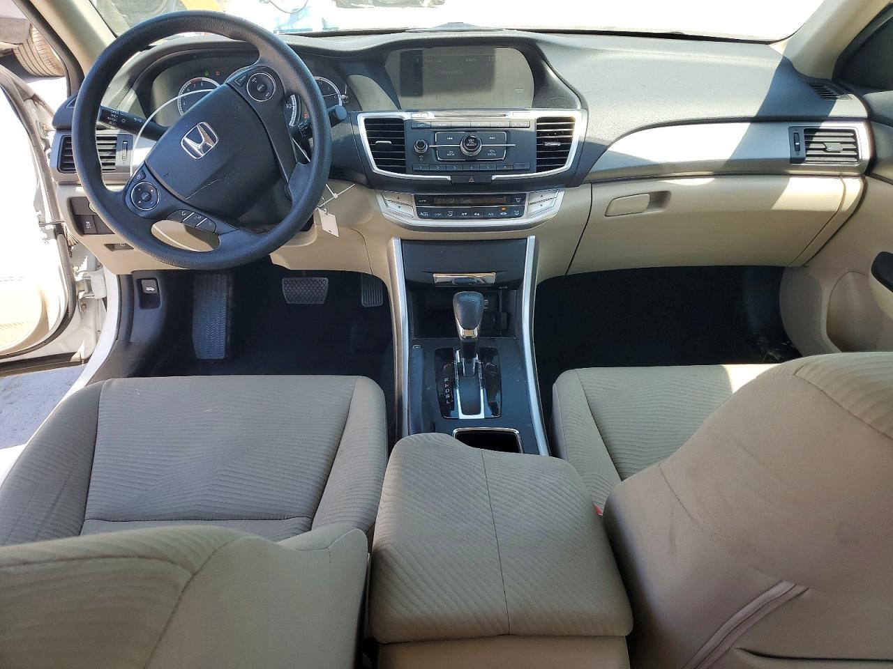 2015 HONDA ACCORD LX photo 15