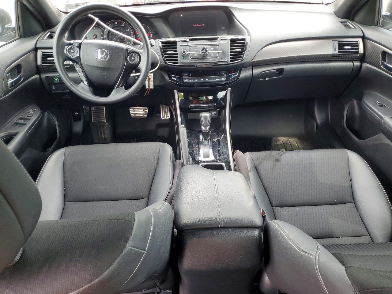 2016 HONDA ACCORD SPORT photo 22