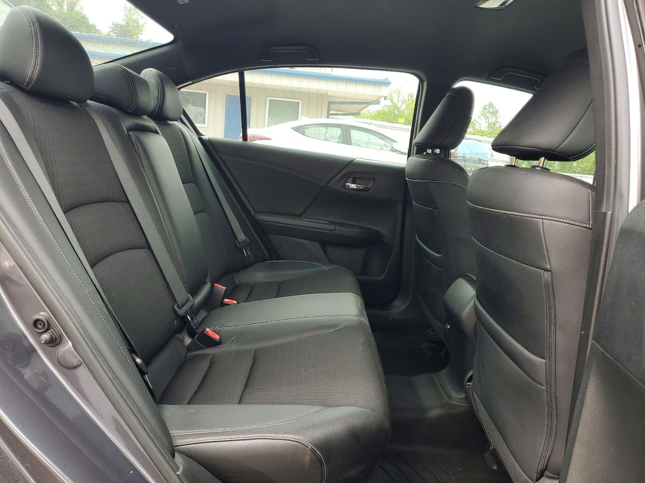 2016 HONDA ACCORD SPORT photo 28