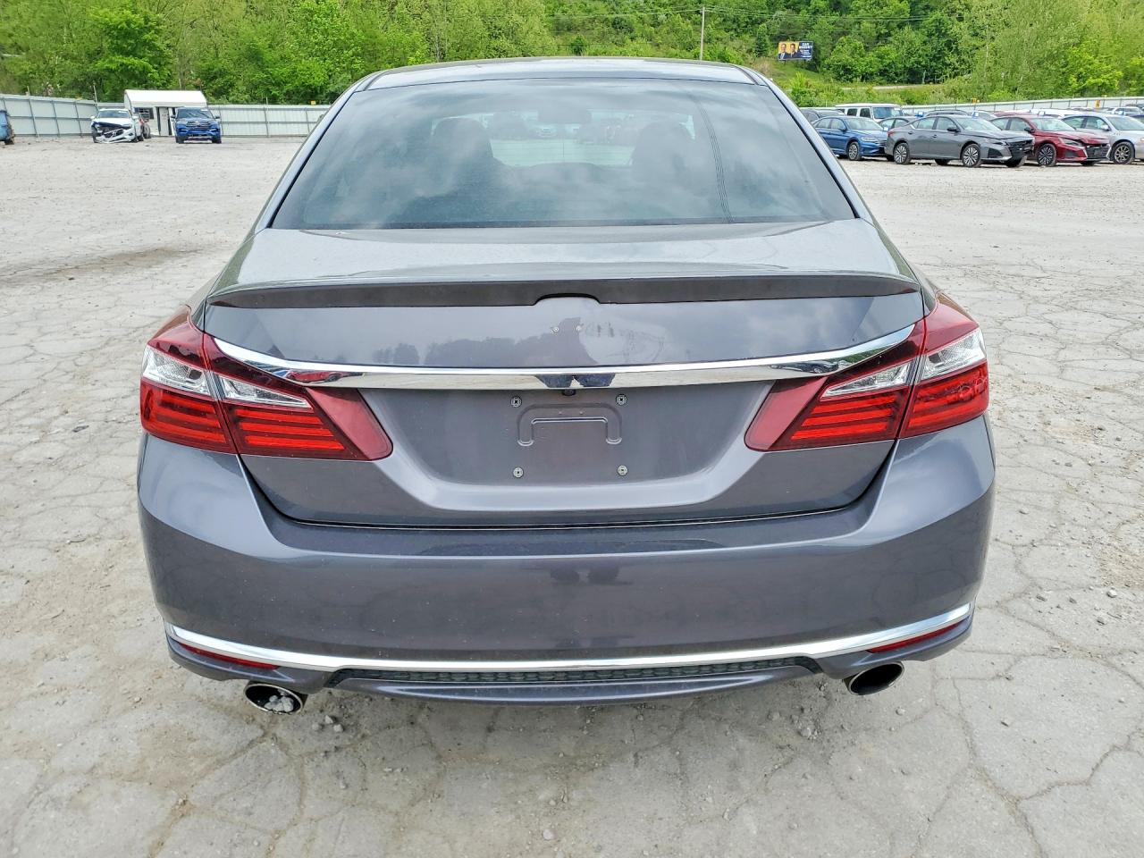 2016 HONDA ACCORD SPORT photo 16
