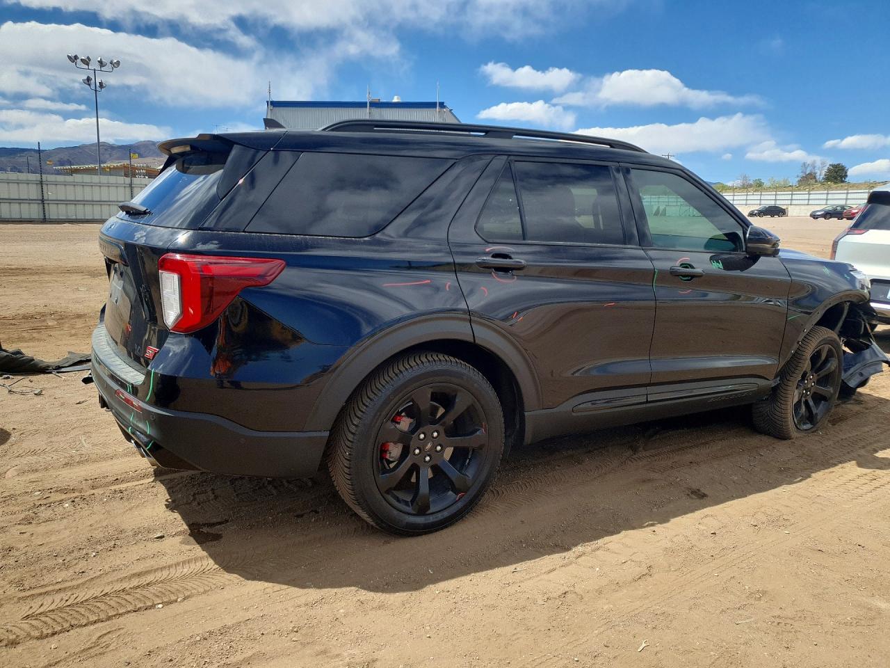 2021 FORD EXPLORER ST photo 5