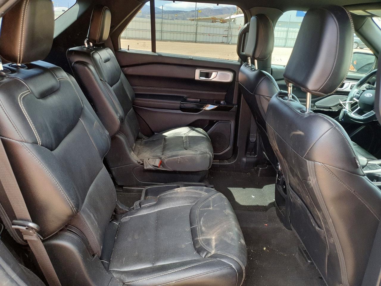 2021 FORD EXPLORER ST photo 19