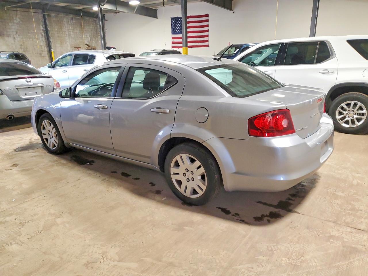 2014 DODGE AVENGER SE photo 2