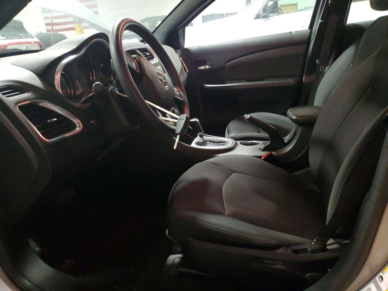 2014 DODGE AVENGER SE photo 7