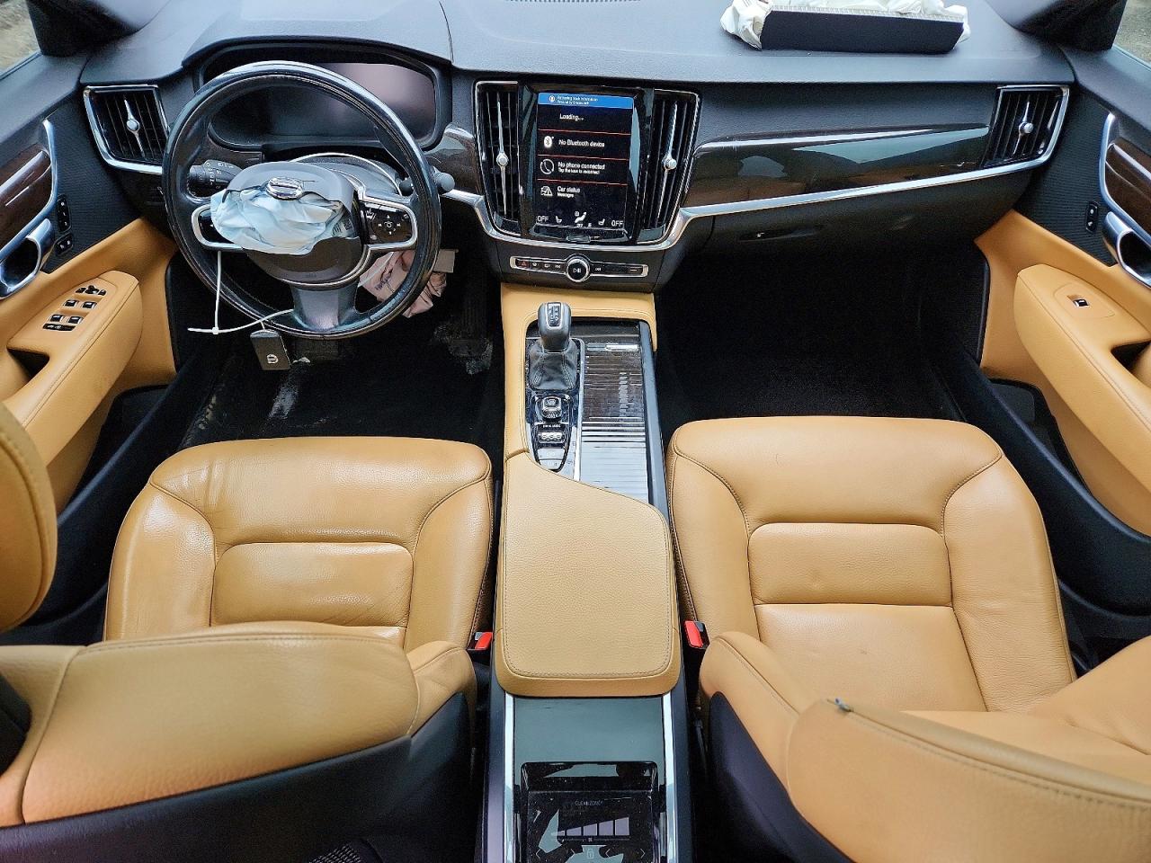 2018 VOLVO S90 T5 MOMENTUM photo 8