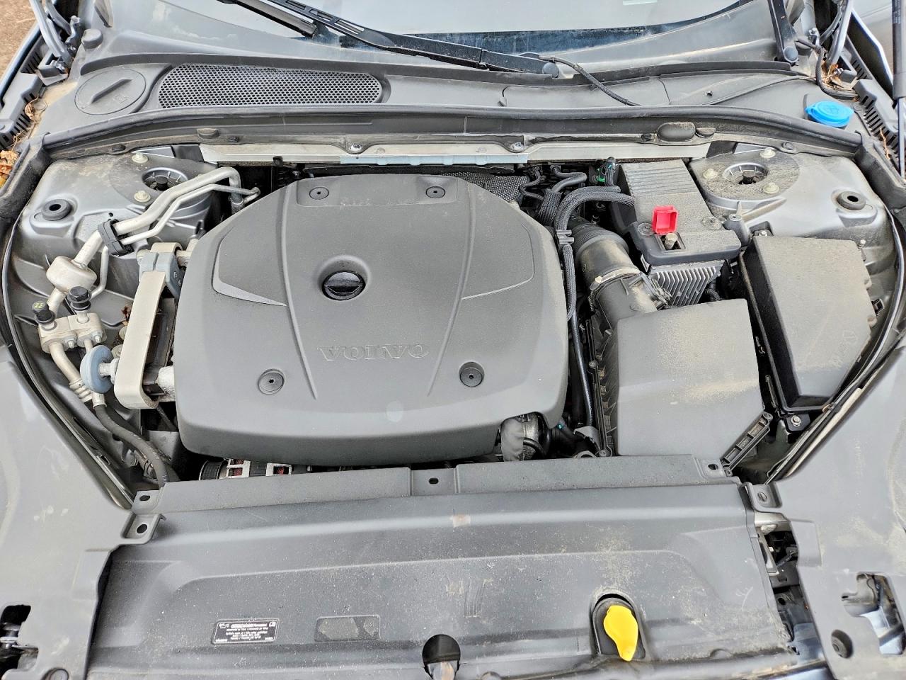 2018 VOLVO S90 T5 MOMENTUM photo 11